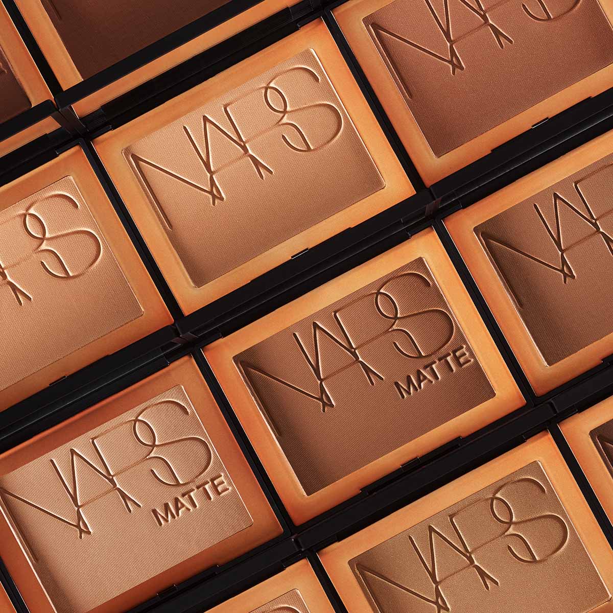 BRONZING POWDER (BRONCEADOR EN POLVO FACIAL)